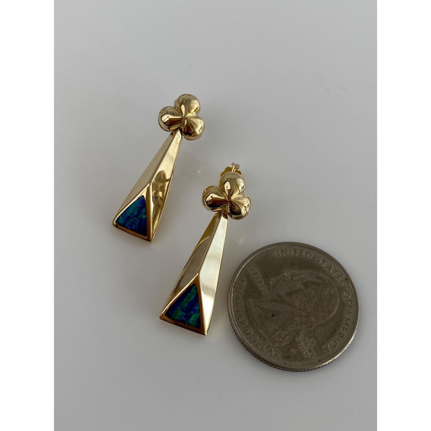Vintage Solid 14k Yellow Gold Opal Inlay Club Drop Earrings