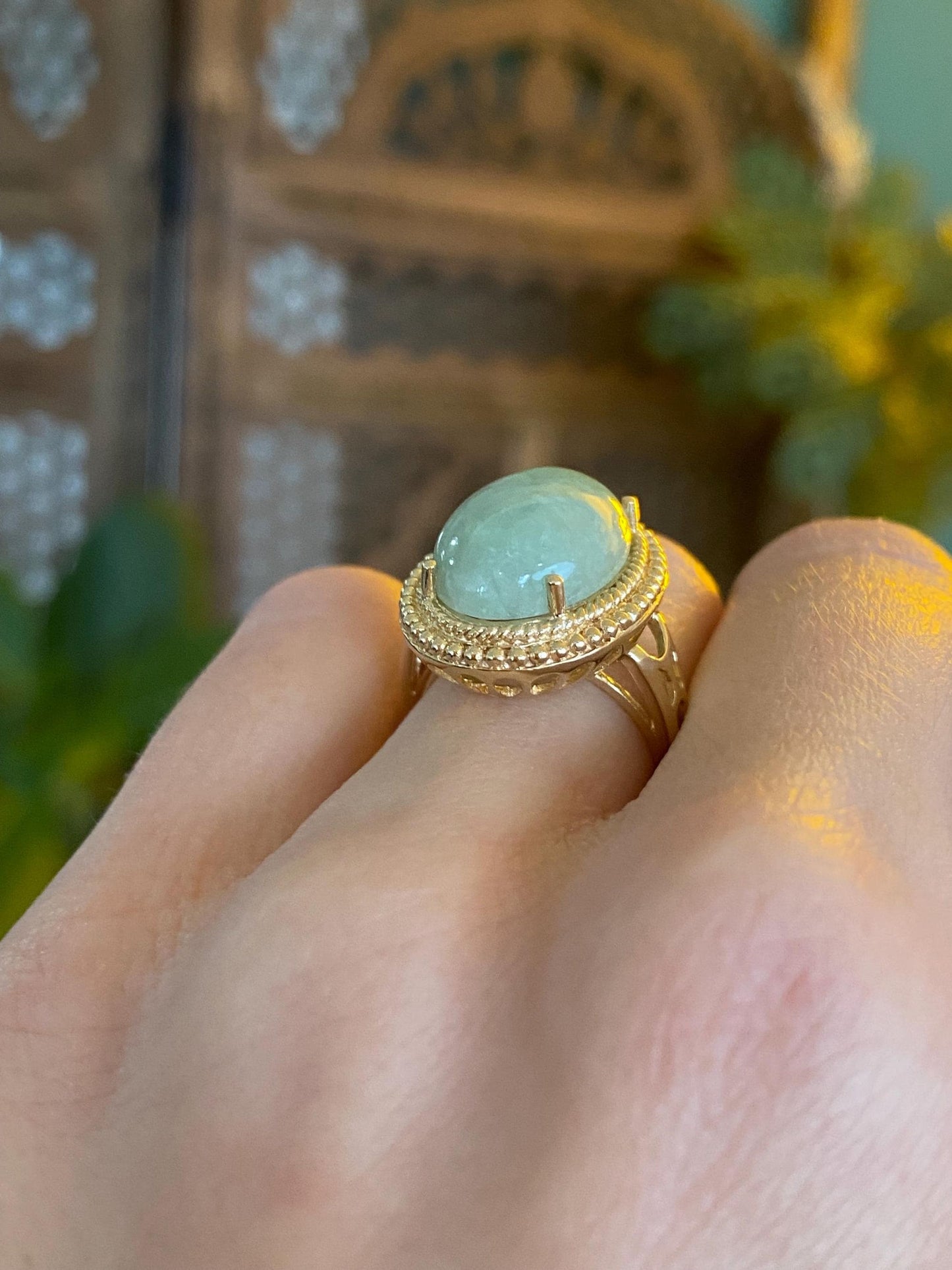 Vintage Solid 14k Yellow Gold Jade Ring - Size 4.75