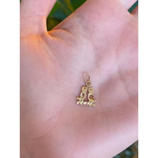 Vintage Solid 14k Yellow Gold Diamond Cut Lovebirds Charm