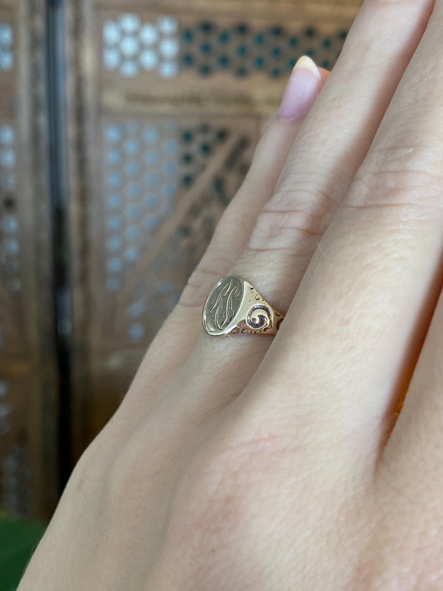 Vintage Solid 9k Rosey Gold Monogram 'RS' Signet Ring - Size 6.25