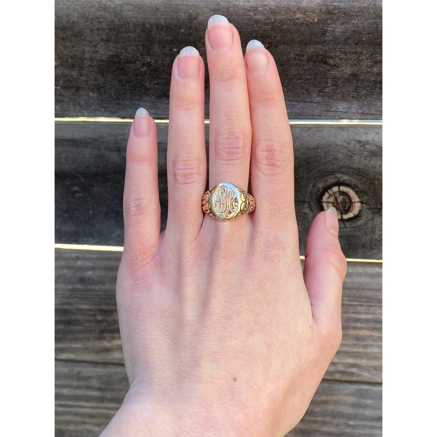 Vintage Solid 10k Yellow Gold Engraved Designed Signet Ring - Size 10.75