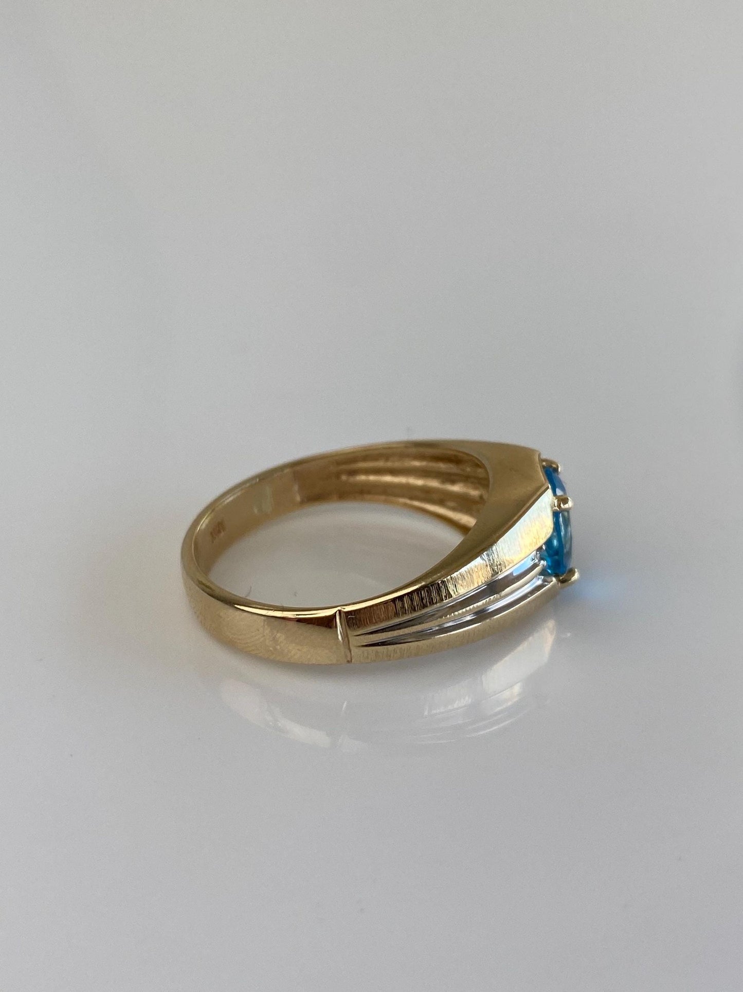 Vintage Solid 10k White & Yellow Gold Topaz Diamond Ring Band - Size 10
