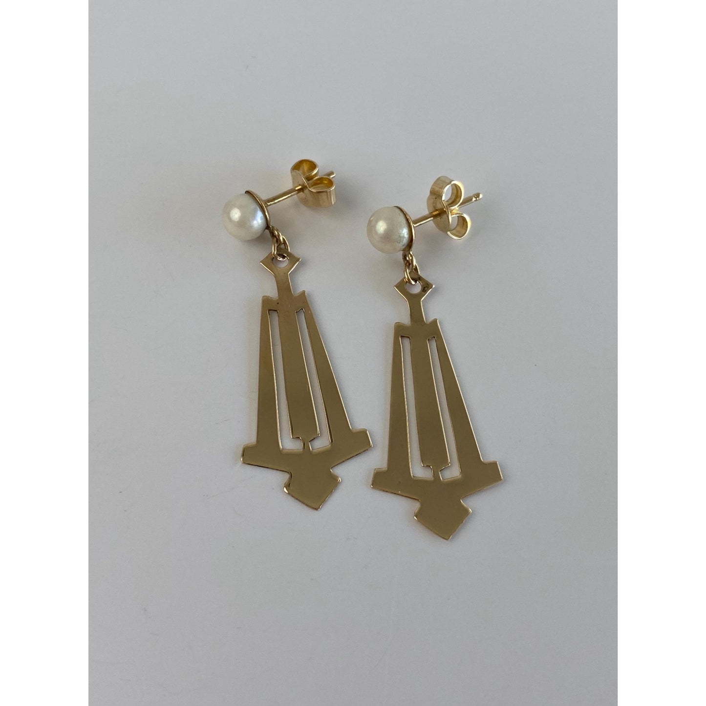Vintage Solid 14k Yellow Gold Pearl Design Dangle Stud Earrings