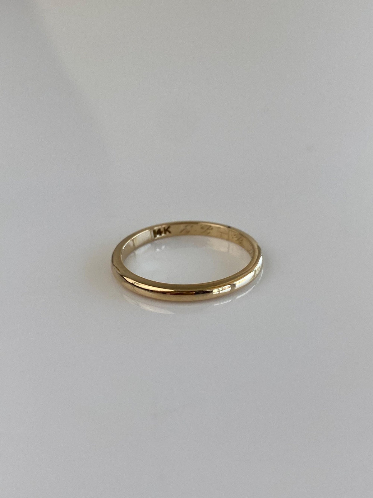 Vintage Solid 14k Yellow Gold Slim Ring Band - Size 5.25