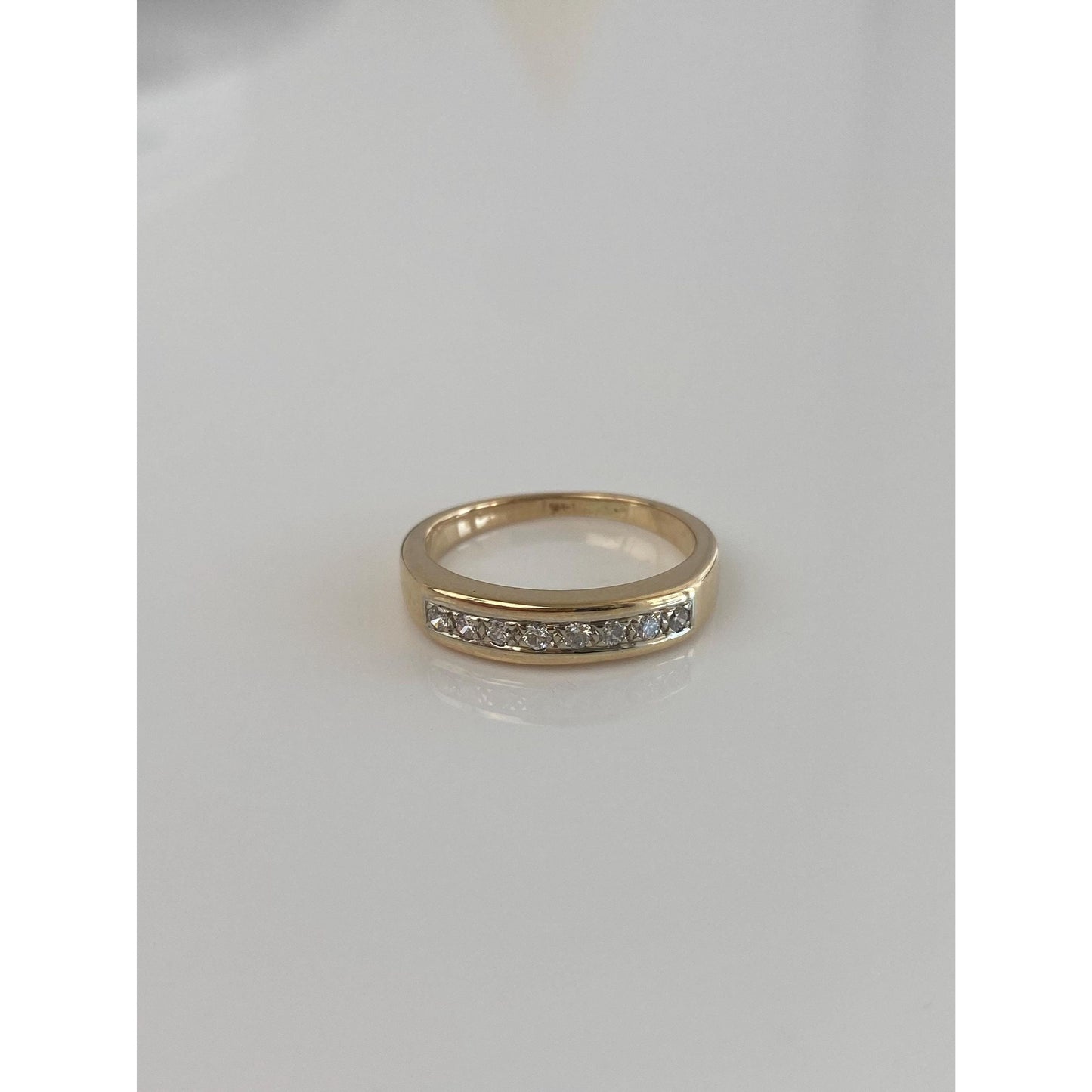 Vintage Solid 14k Yellow Gold Clear Sapphire Ring Band - Size 6