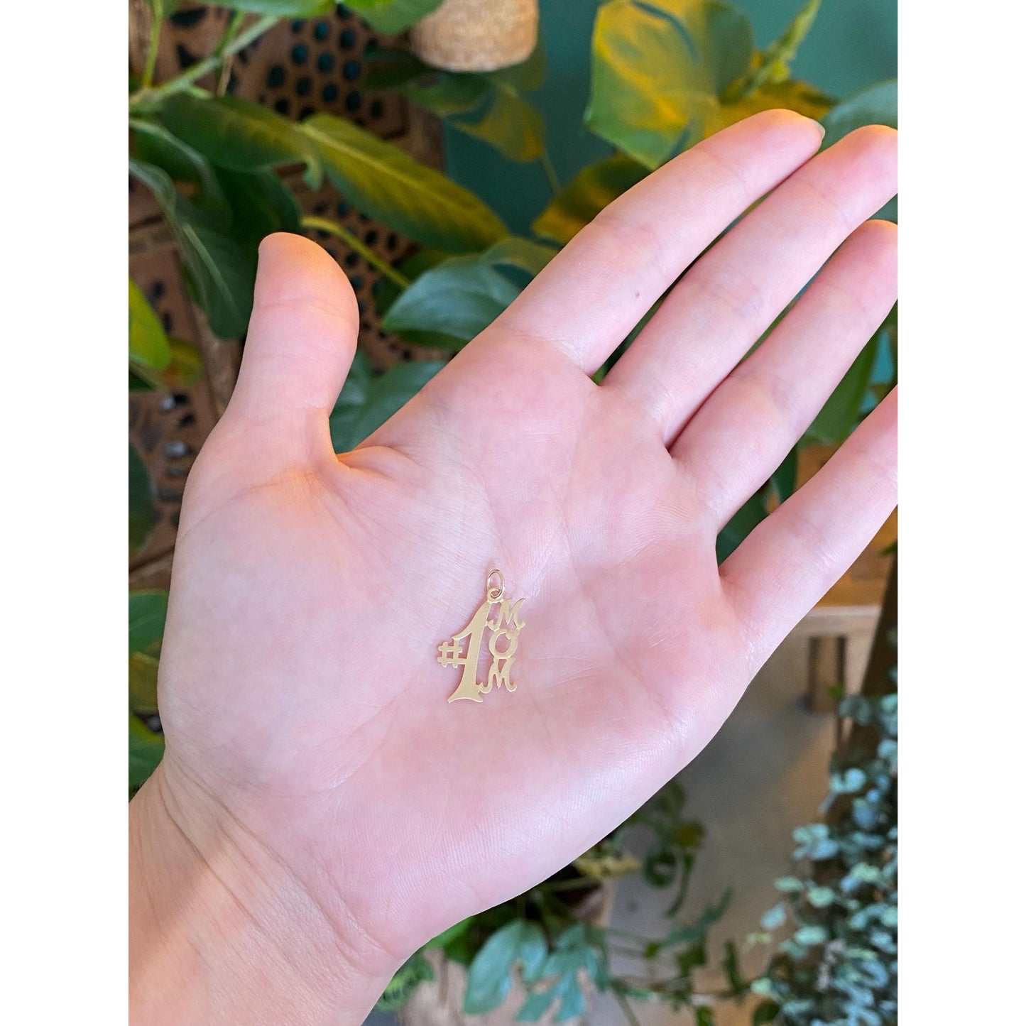 Vintage Solid 14k Yellow Gold #1 Mom Charm
