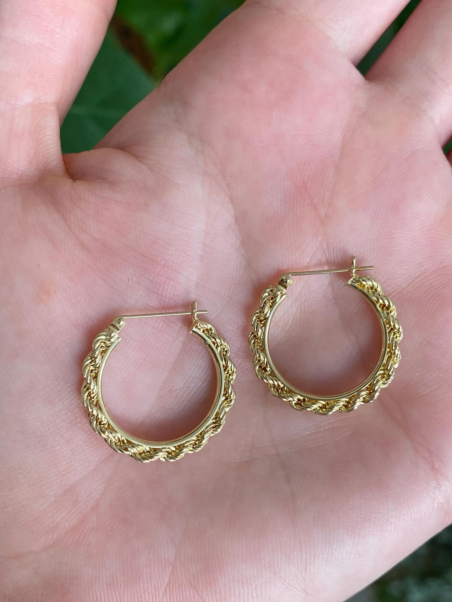Vintage 14k Yellow Gold Rope Twist Hoop Earrings