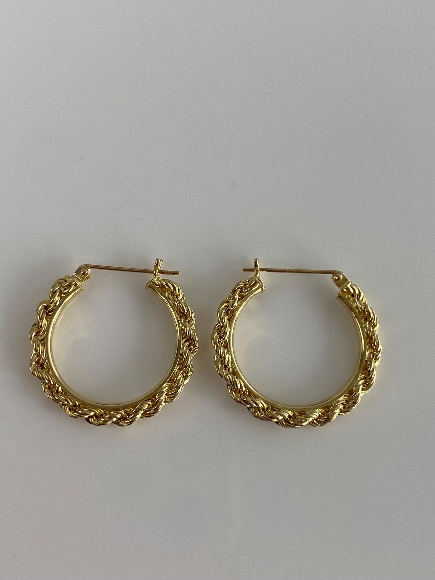 Vintage 14k Yellow Gold Rope Twist Hoop Earrings