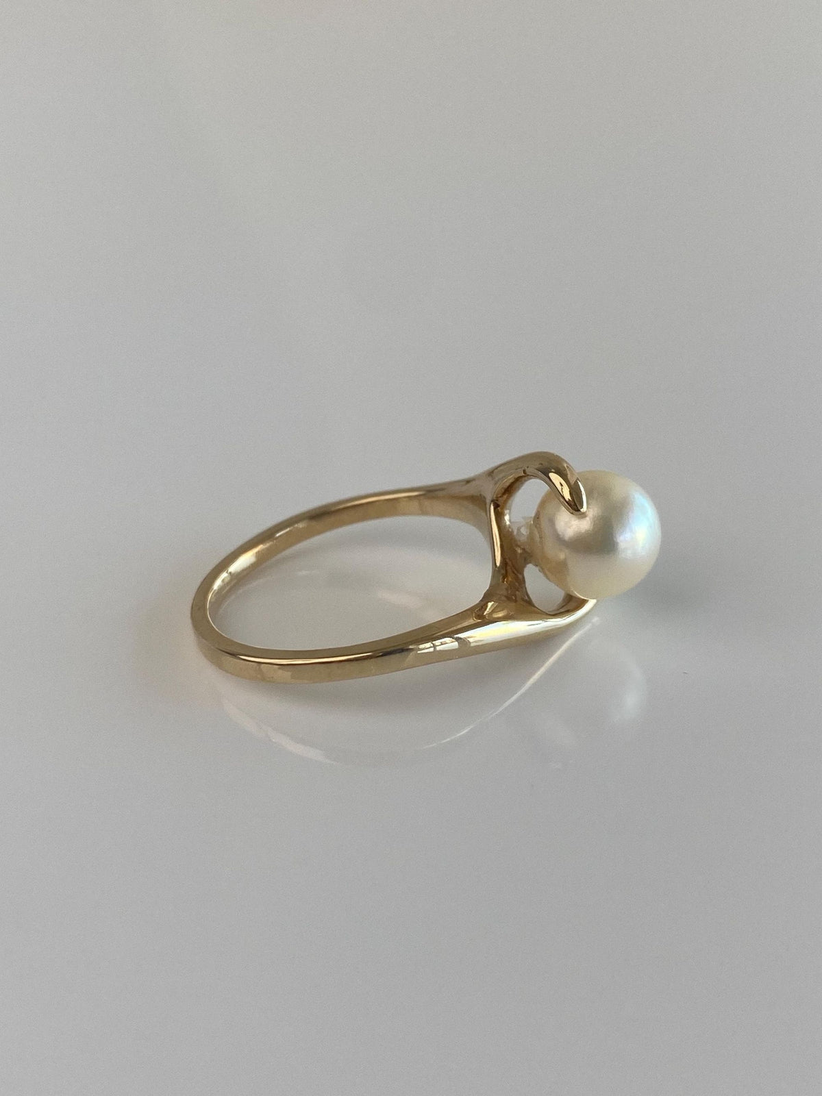 Vintage Solid 10k Yellow Gold Pearl Twist Ring - Size 6