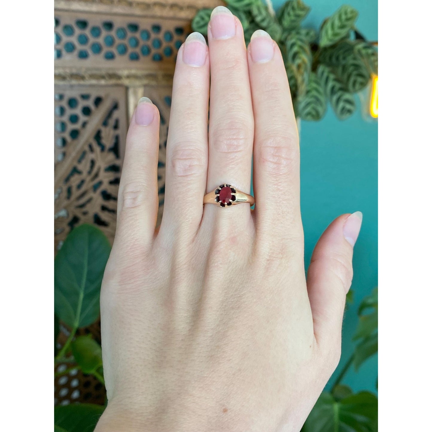 Vintage Solid 10k Yellow Gold Carnelian Ring - Size 8.75