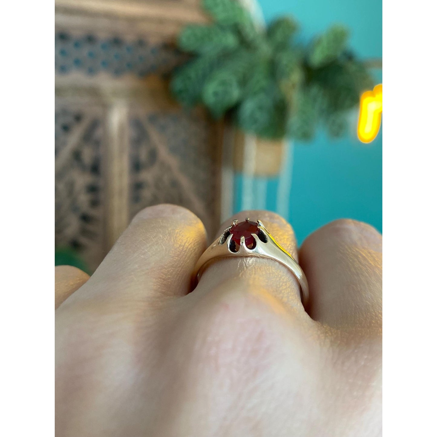 Vintage Solid 10k Yellow Gold Carnelian Ring - Size 8.75