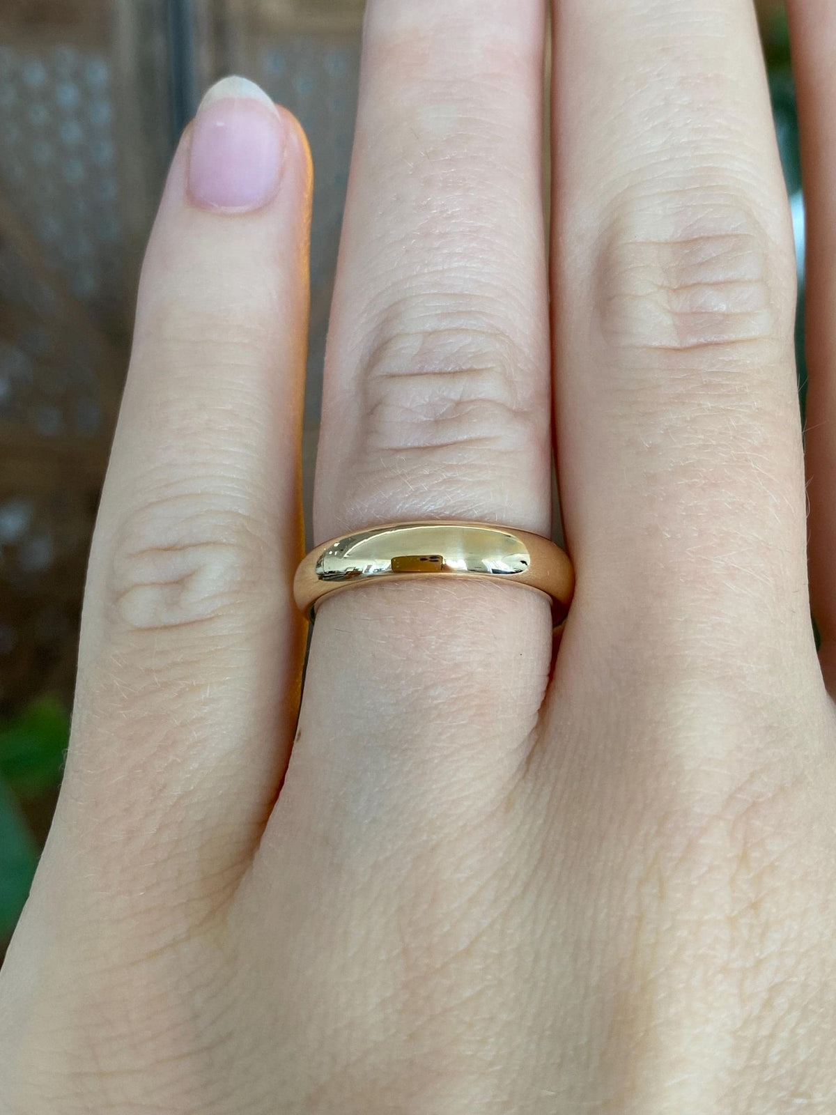 Vintage Solid 18k Yellow Gold Chunky Ring Band - Size 5.75
