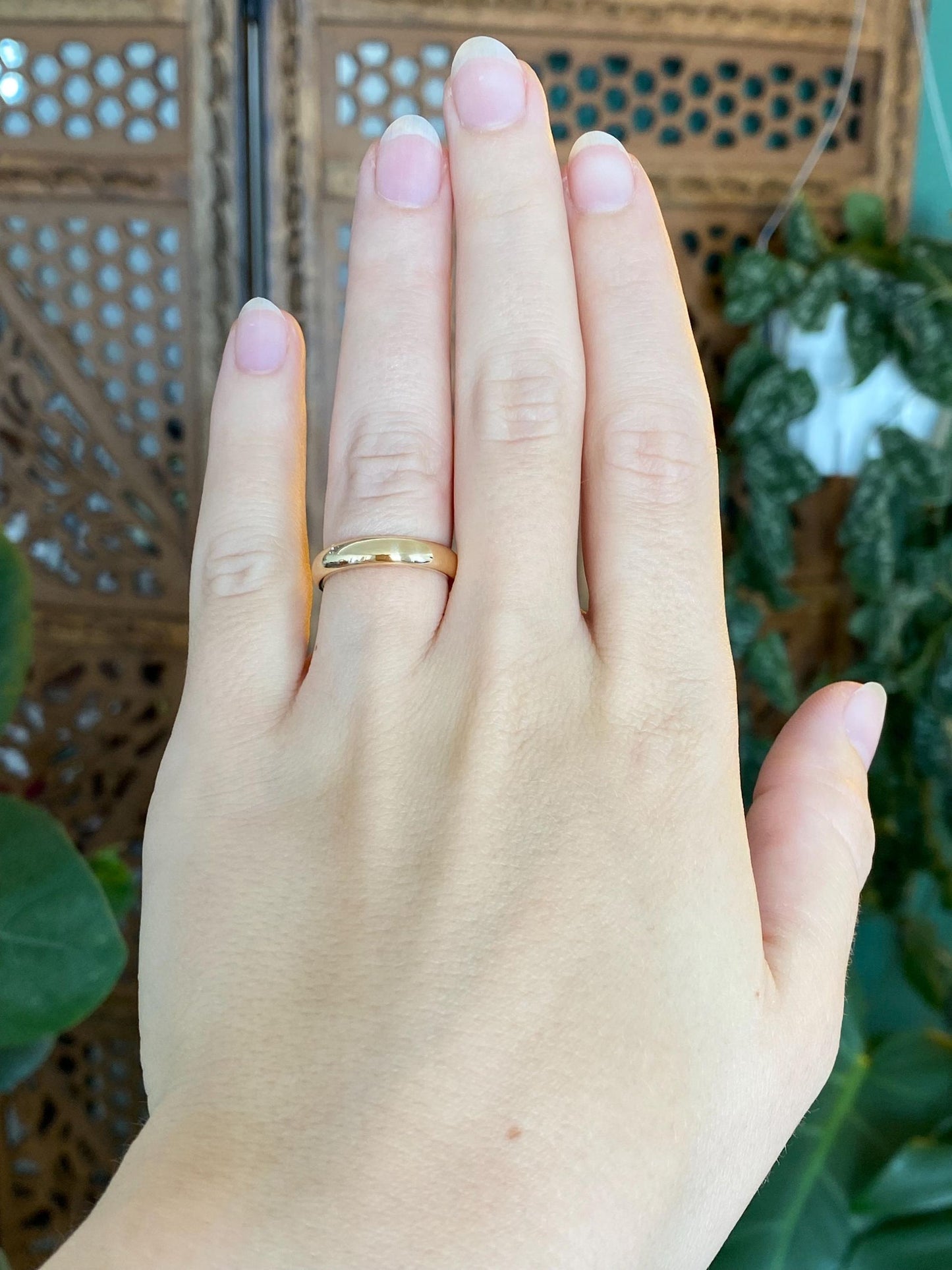 Vintage Solid 18k Yellow Gold Chunky Ring Band - Size 5.75