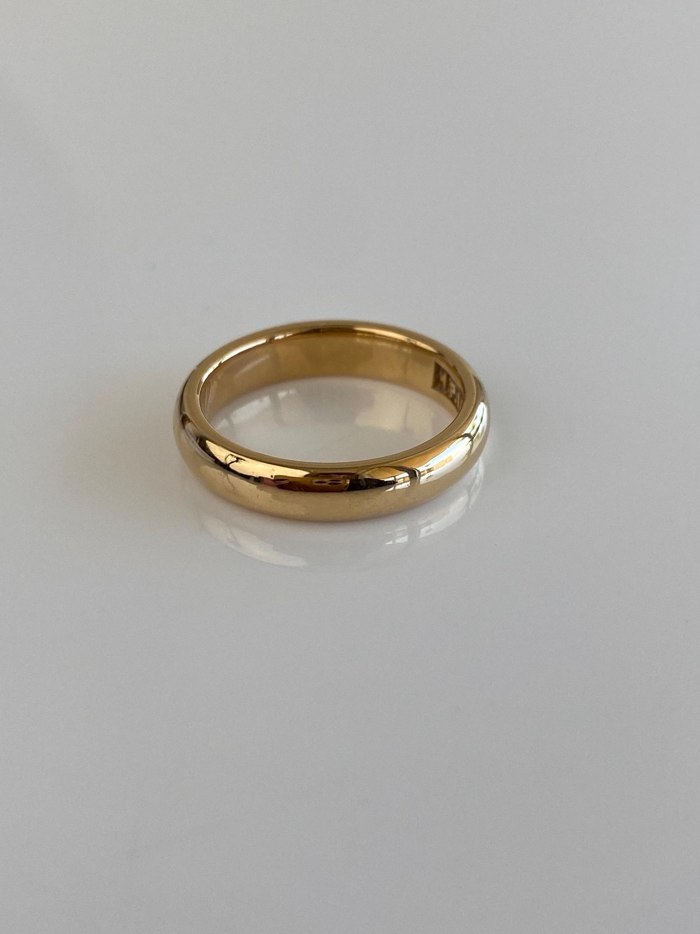 Vintage Solid 18k Yellow Gold Chunky Ring Band - Size 5.75