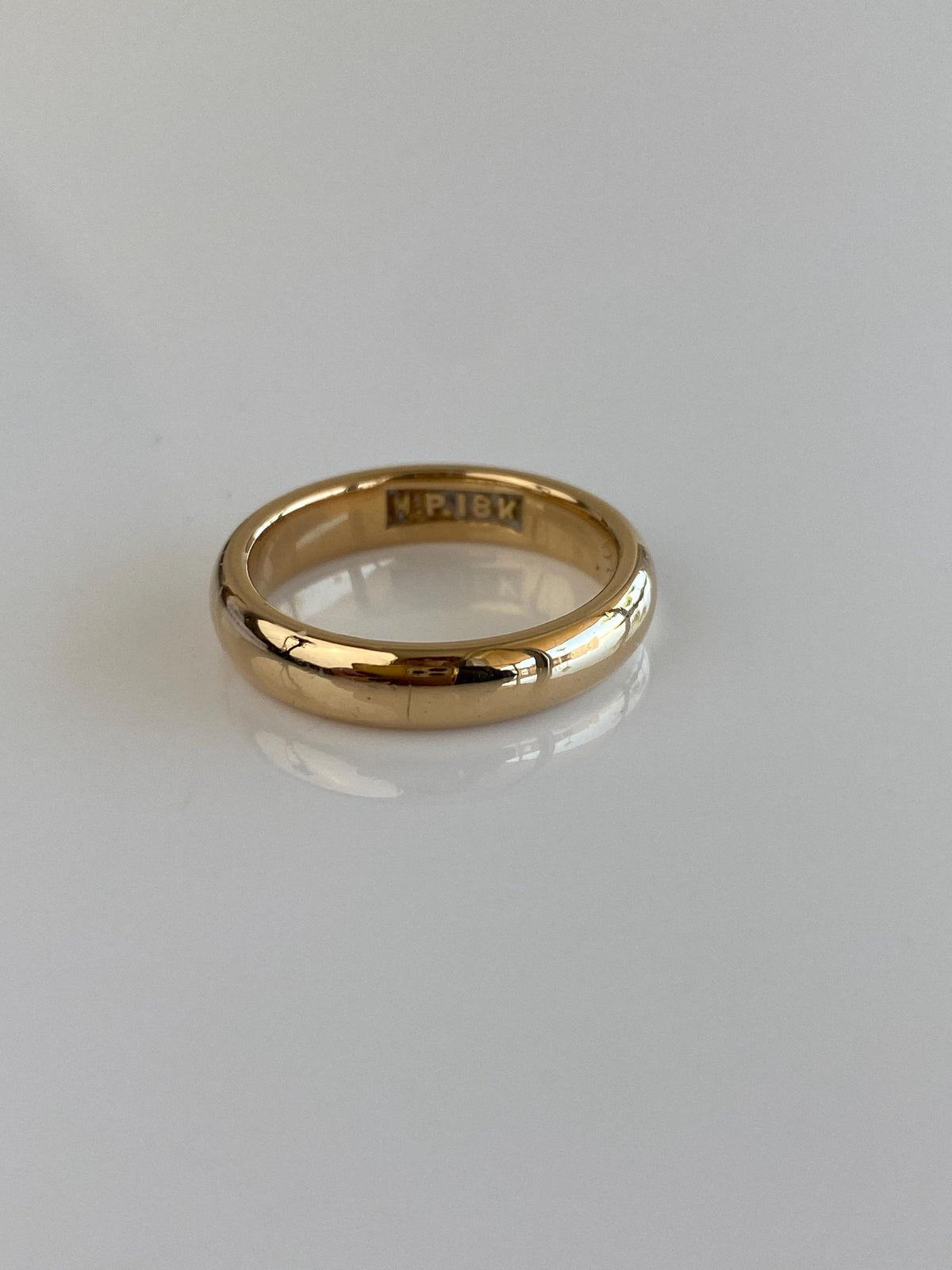 Vintage Solid 18k Yellow Gold Chunky Ring Band - Size 5.75