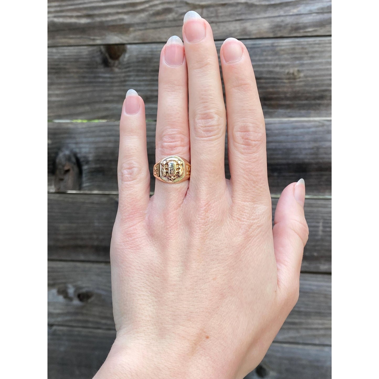 Vintage Solid 10k Rosey Gold 1931 Class Signet Ring - Size 5.5