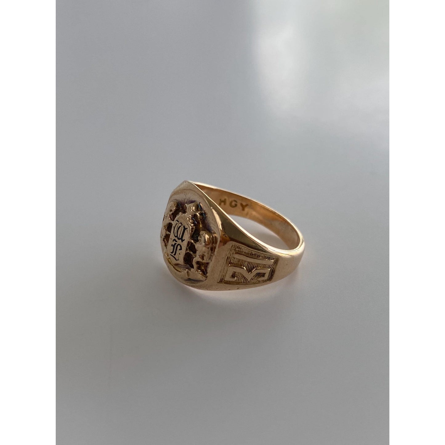 Vintage Solid 10k Rosey Gold 1931 Class Signet Ring - Size 5.5