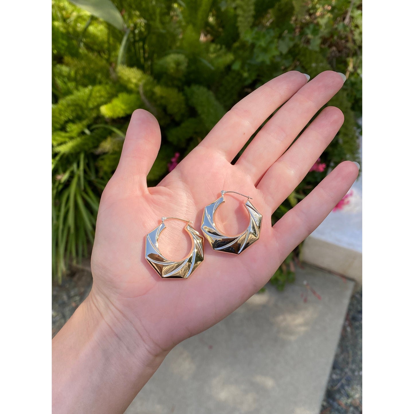 Vintage 14k Yellow Gold Textured Hoop Earrings