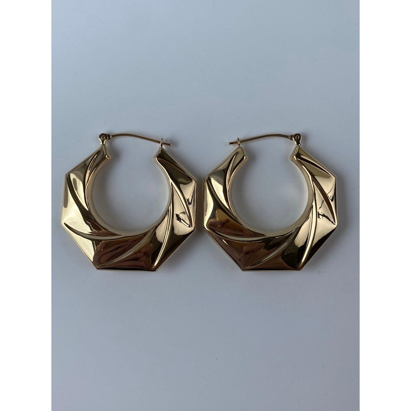 Vintage 14k Yellow Gold Textured Hoop Earrings