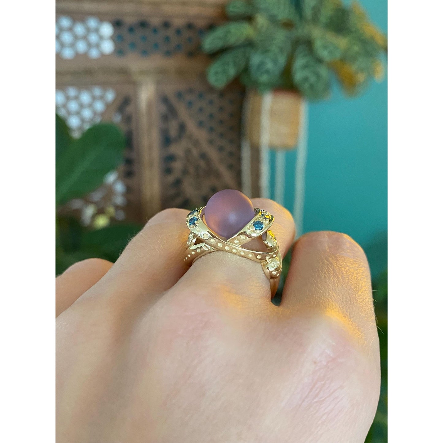 Vintage Solid 14k Yellow Gold Blue Diamond Frosted Amethyst Sphere Ring - Size 5.75