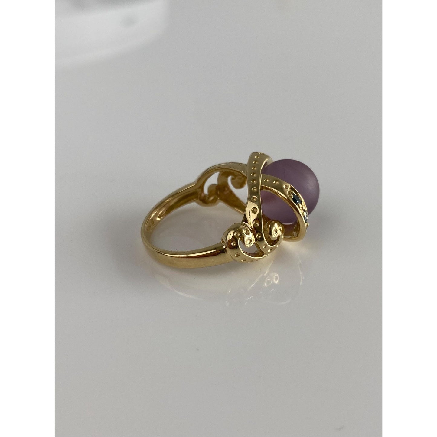 Vintage Solid 14k Yellow Gold Blue Diamond Frosted Amethyst Sphere Ring - Size 5.75