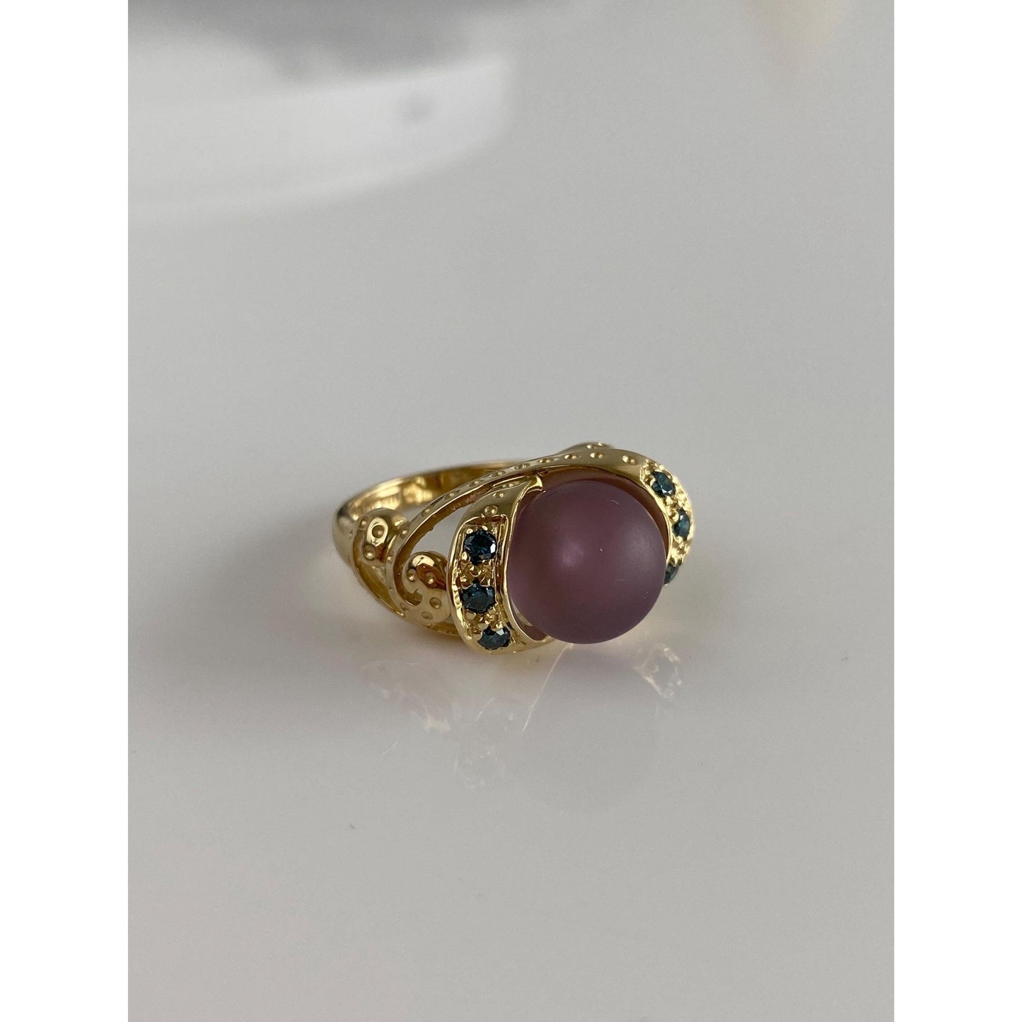 Vintage Solid 14k Yellow Gold Blue Diamond Frosted Amethyst Sphere Ring - Size 5.75