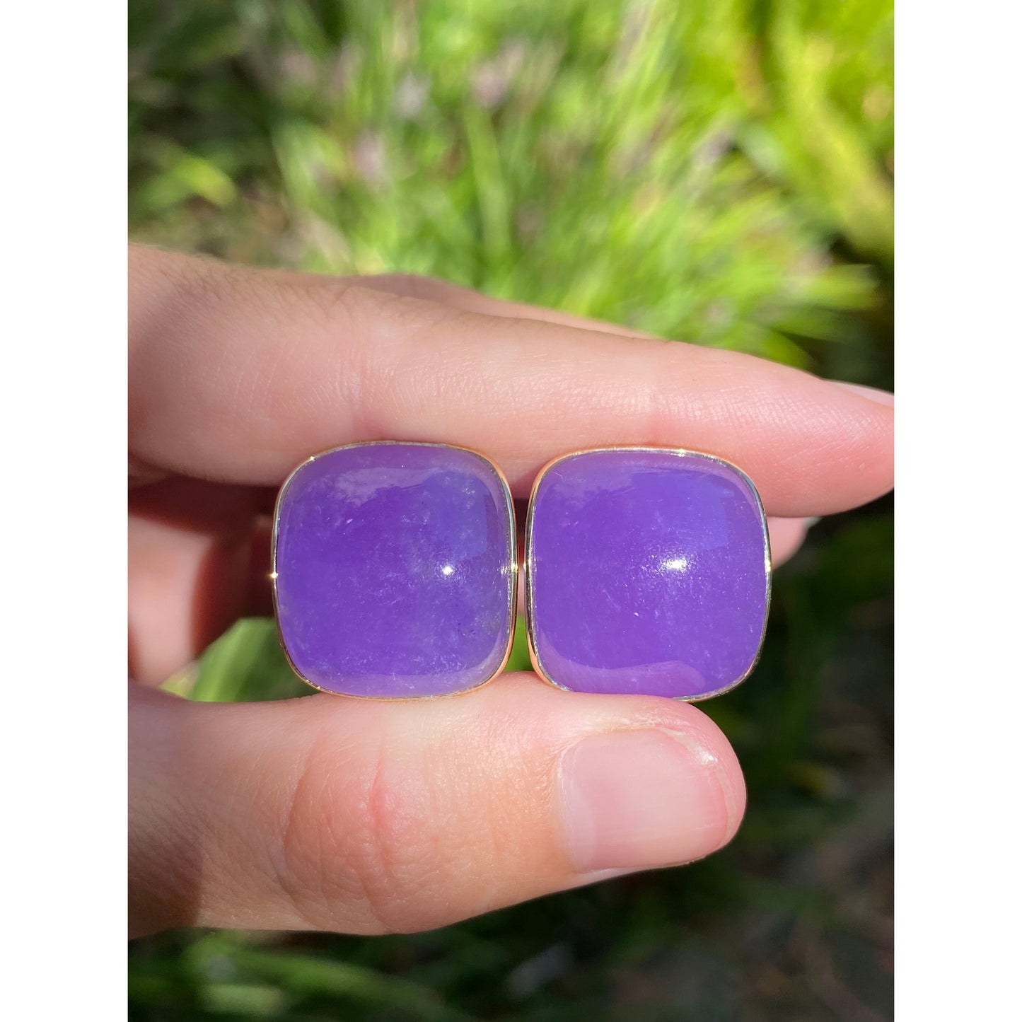 Vintage Solid 14k Yellow Gold Purple Stone Stud Earrings