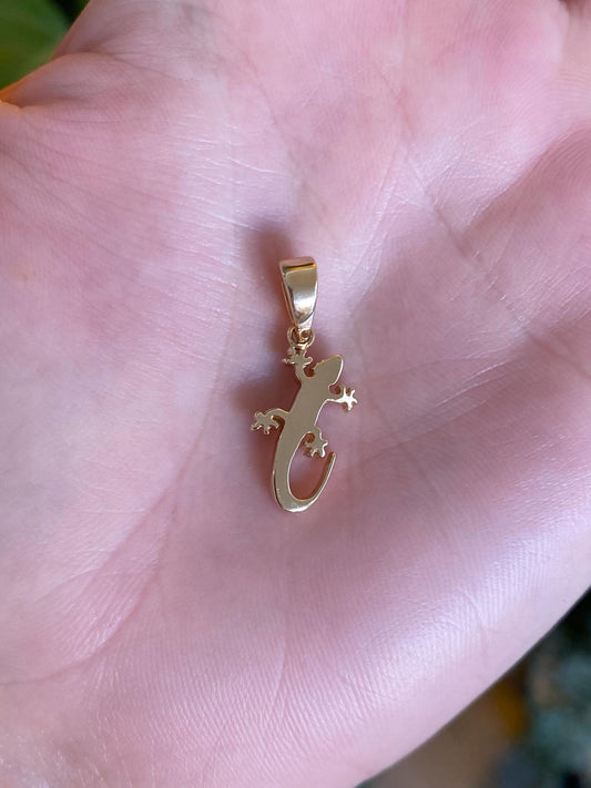 Vintage Solid 14k Yellow Gold Iguana Charm