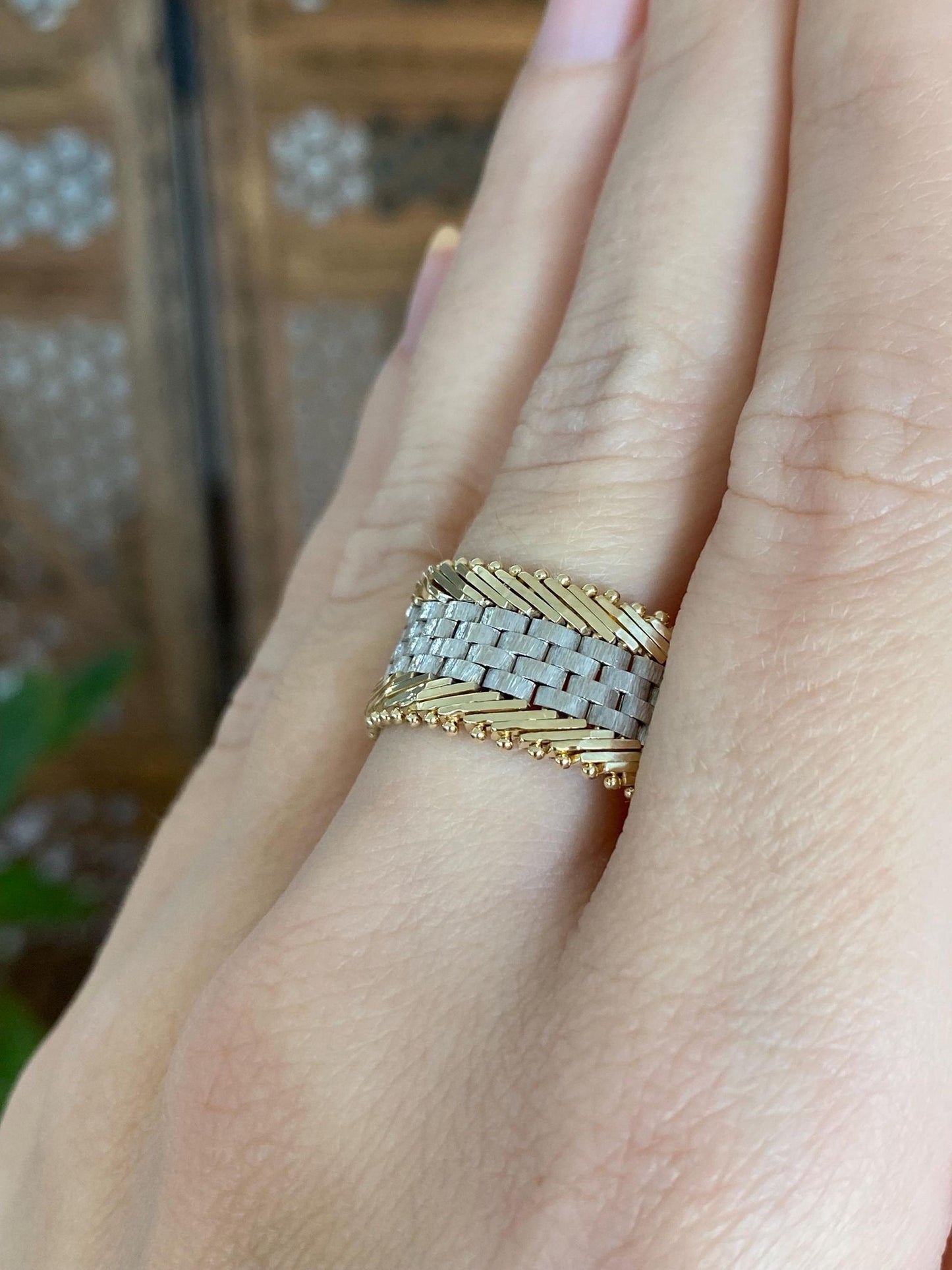 Vintage Solid 14k White & Yellow Gold Mesh Chain Wide Ring Band - Size 9.75