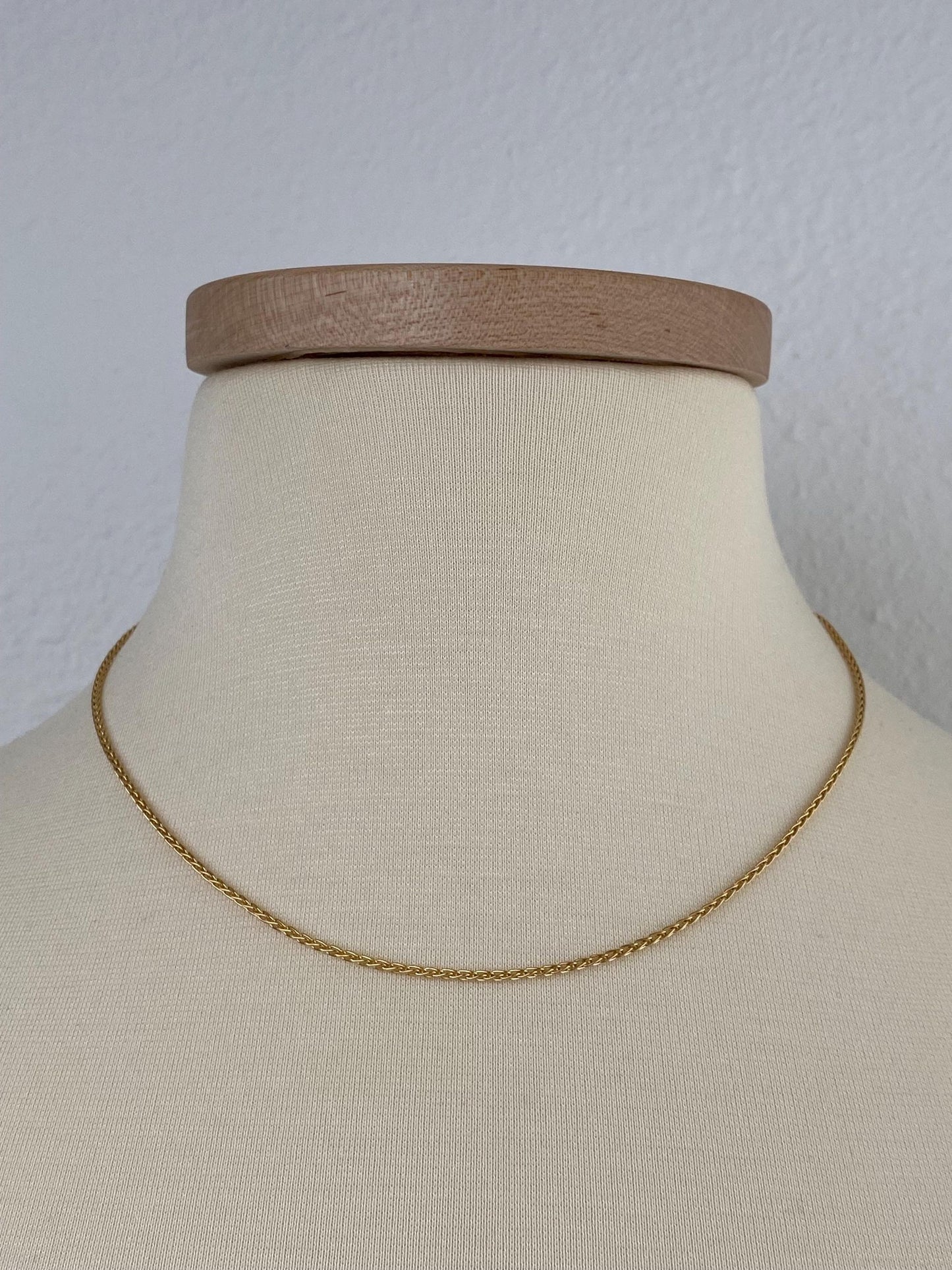 Vintage Solid 18k Yellow Gold Wheat Chain Necklace - 18 inches