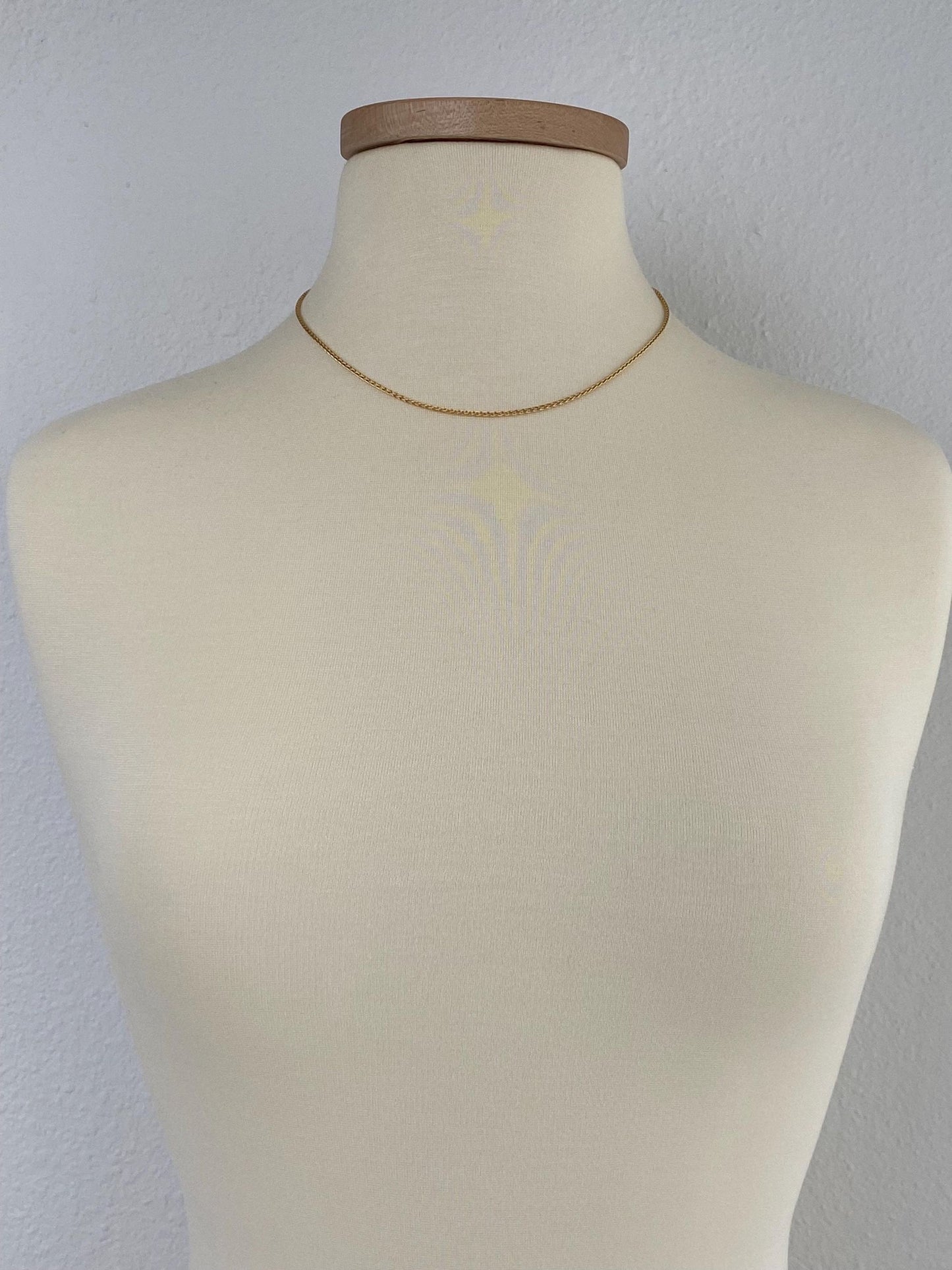 Vintage Solid 18k Yellow Gold Wheat Chain Necklace - 18 inches