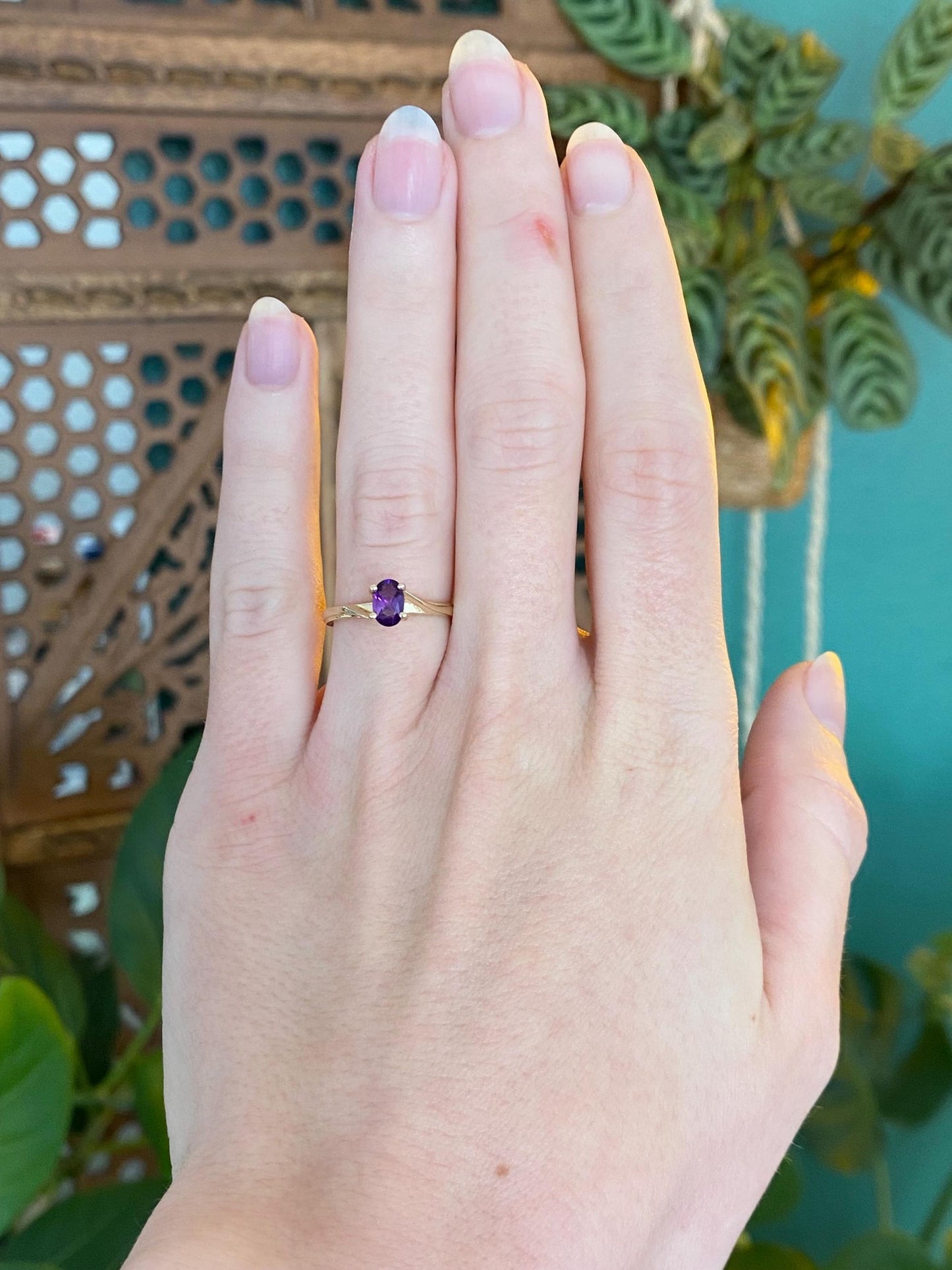 Vintage Solid 14k Yellow Gold Amethyst Ring - Size 5.5