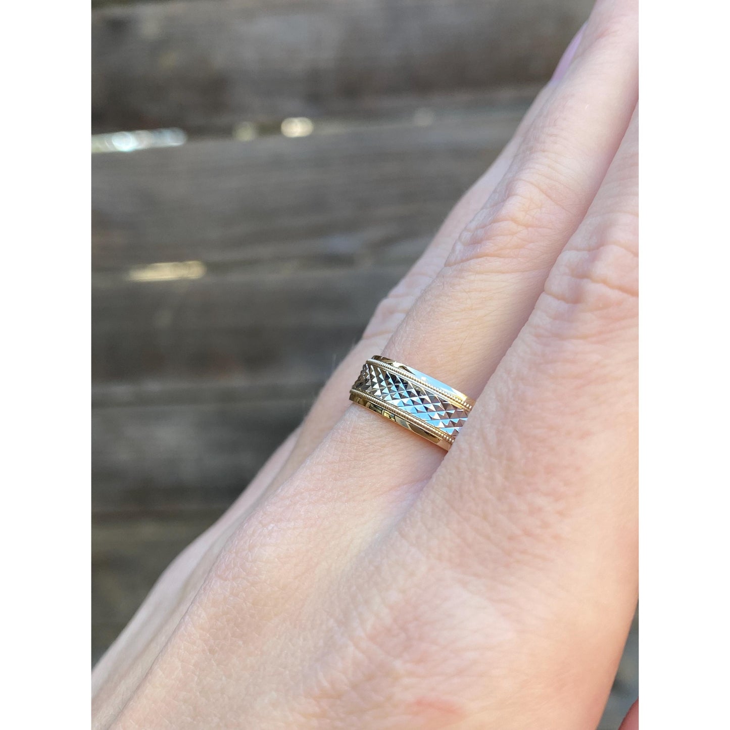 Vintage Solid 10k White & Yellow Gold Studded Texture Ring Band - Size 8