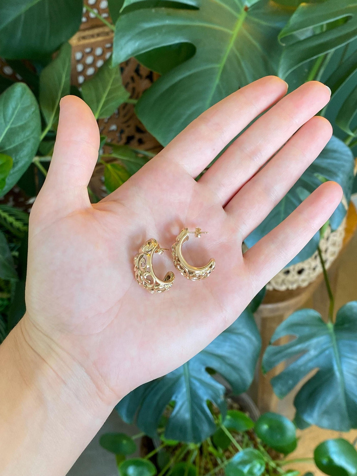 Vintage Solid 14k Rosey Gold Scroll Open Work Drop Stud Earrings