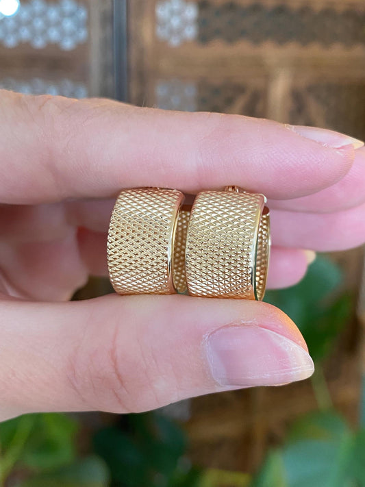 Vintage Solid 14k Yellow Gold Chunky Textured Hoop Earrings