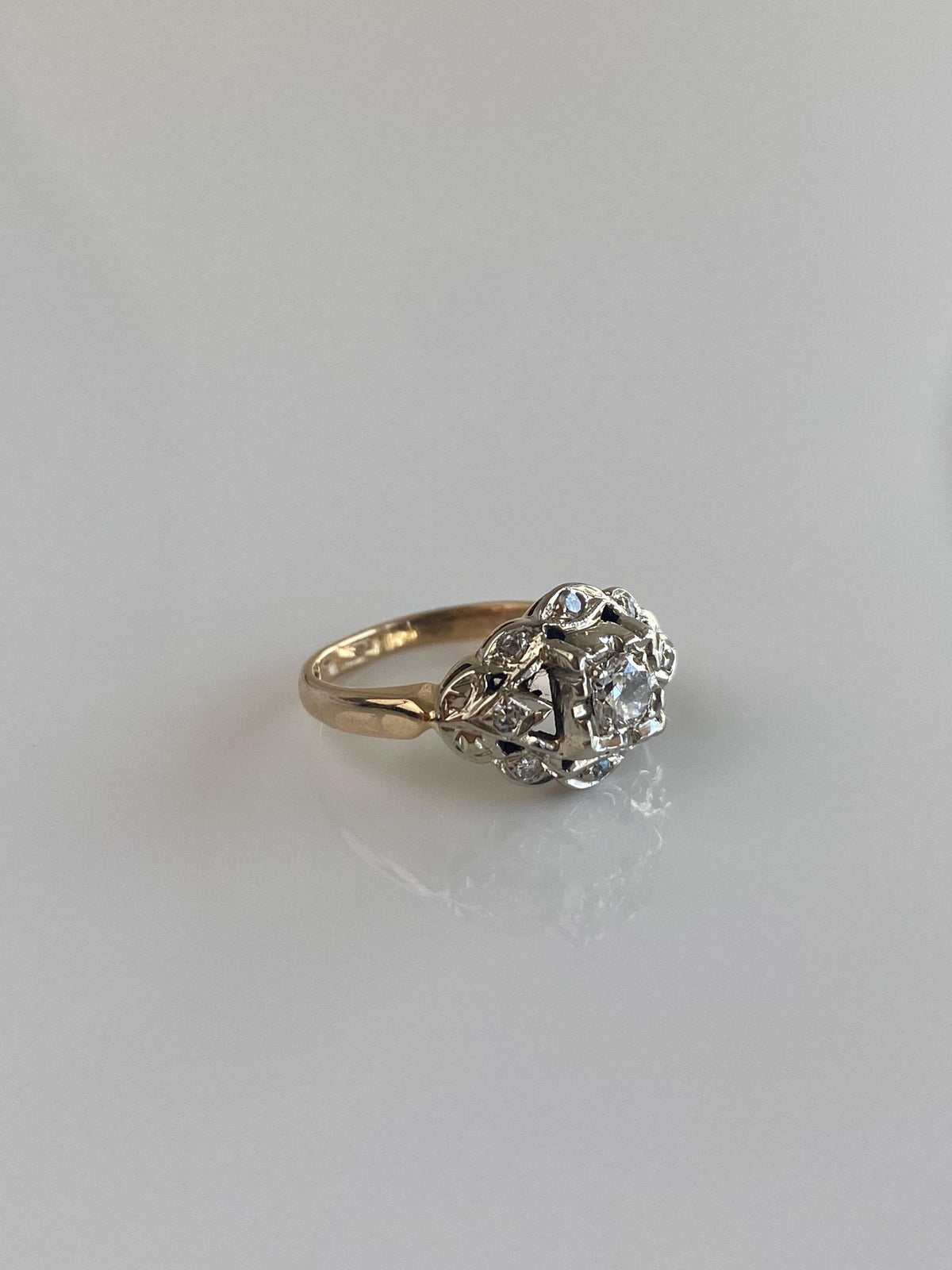 Vintage Solid 14k White & Yellow Gold Diamond Art Deco Style Ring - Size 2.25