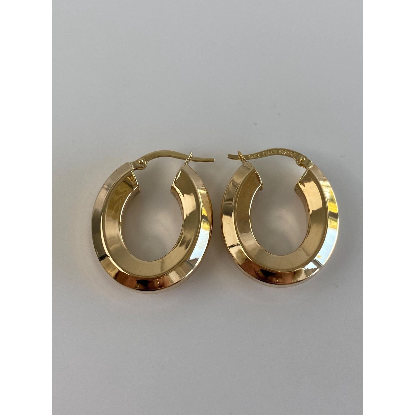 Vintage 14k Yellow Gold Chunky Oval Hoop Earrings