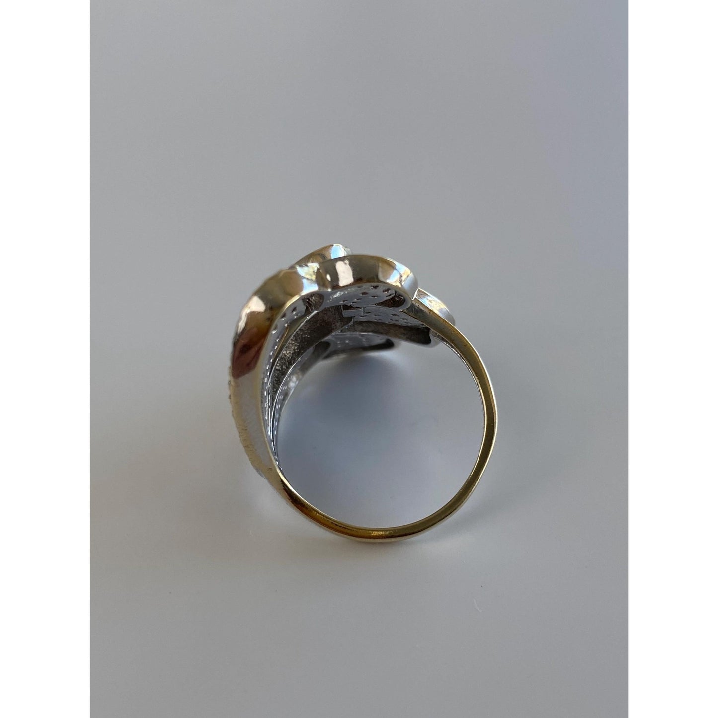 Solid 14k White Gold Cubic Zirconia Scalloped Feather Ring - Size 7.5