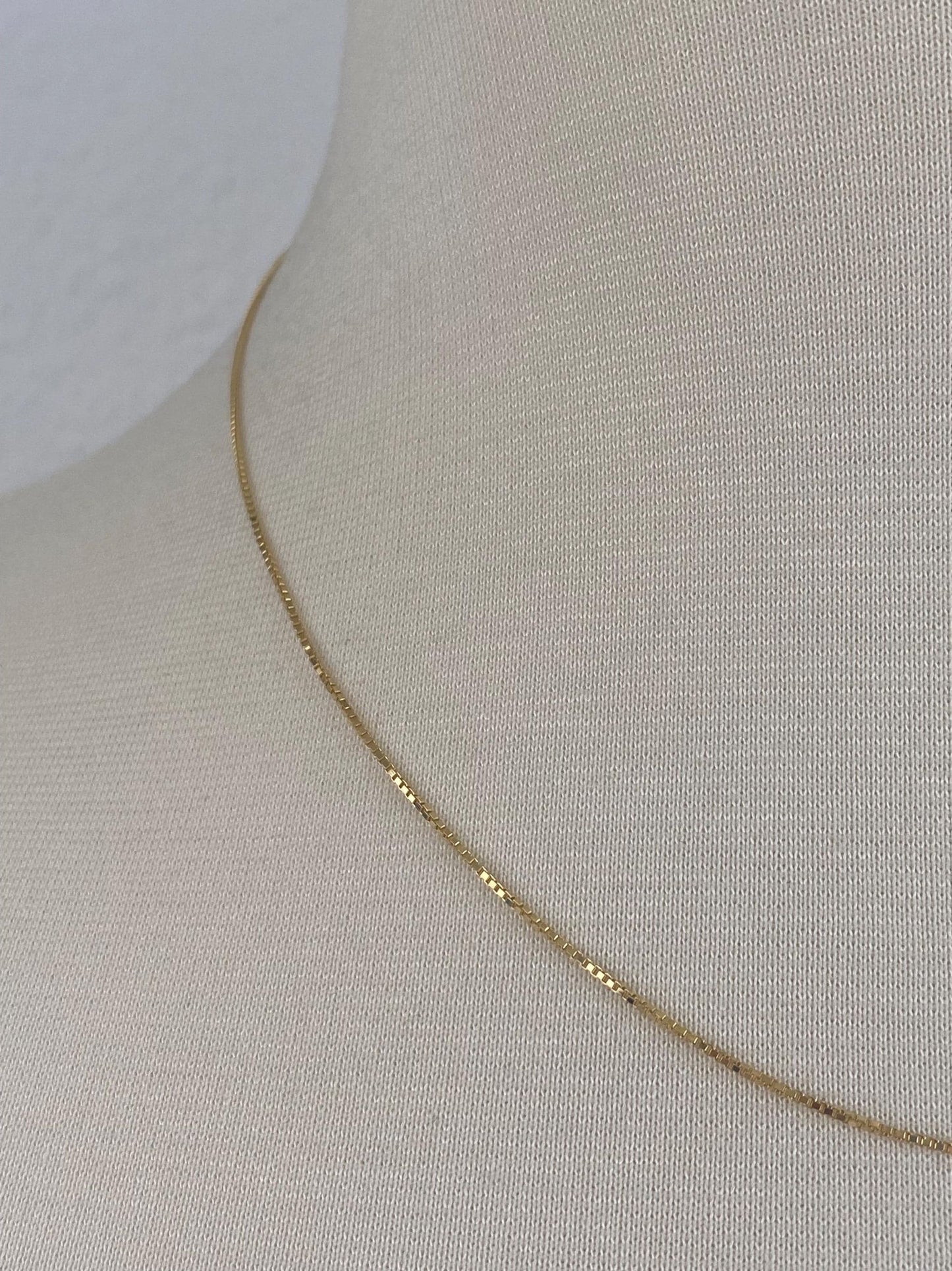 Vintage Solid 18k Yellow Gold Box Chain Necklace - 17.75 inches