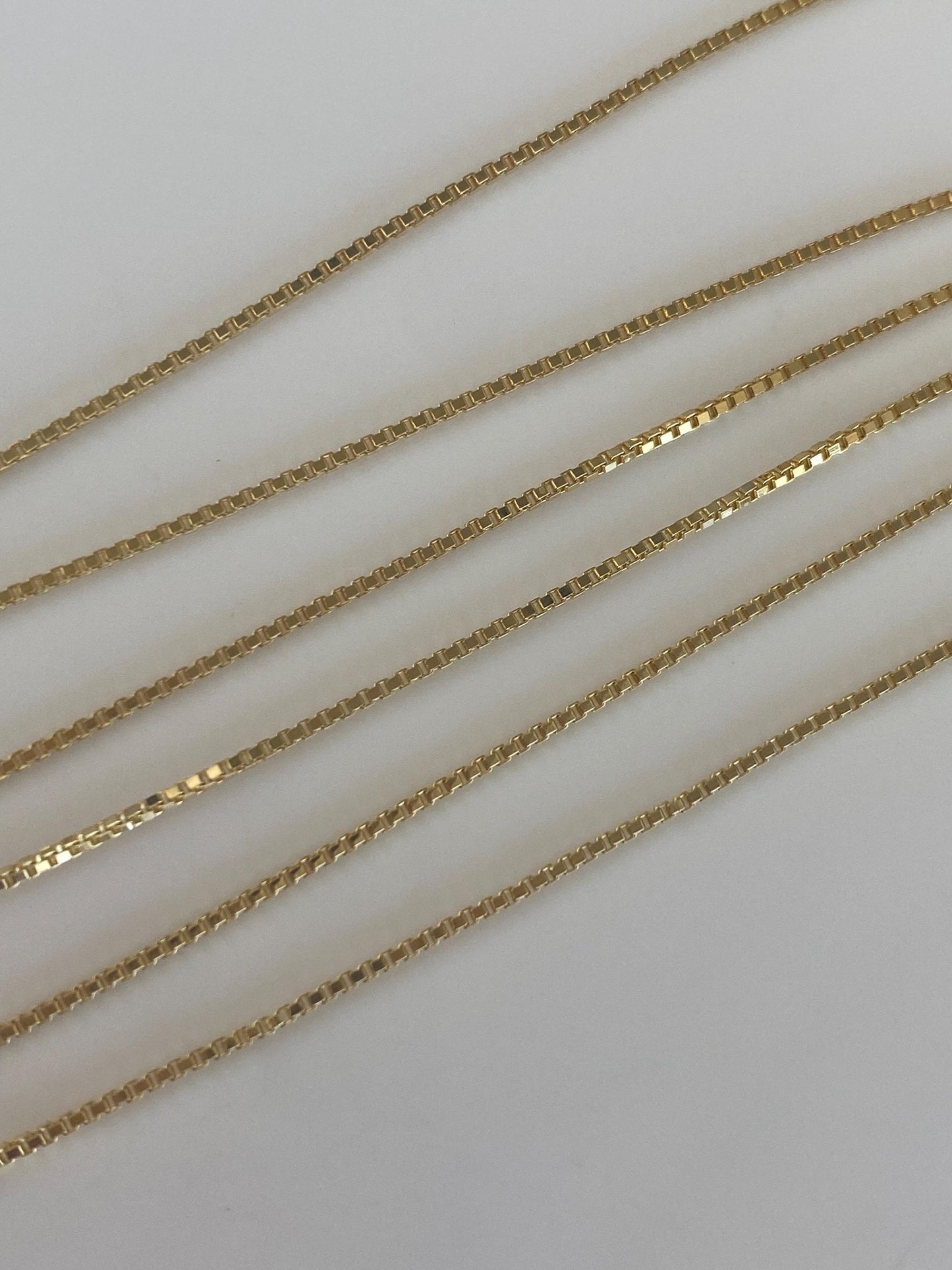 Vintage Solid 18k Yellow Gold Box Chain Necklace - 17.75 inches