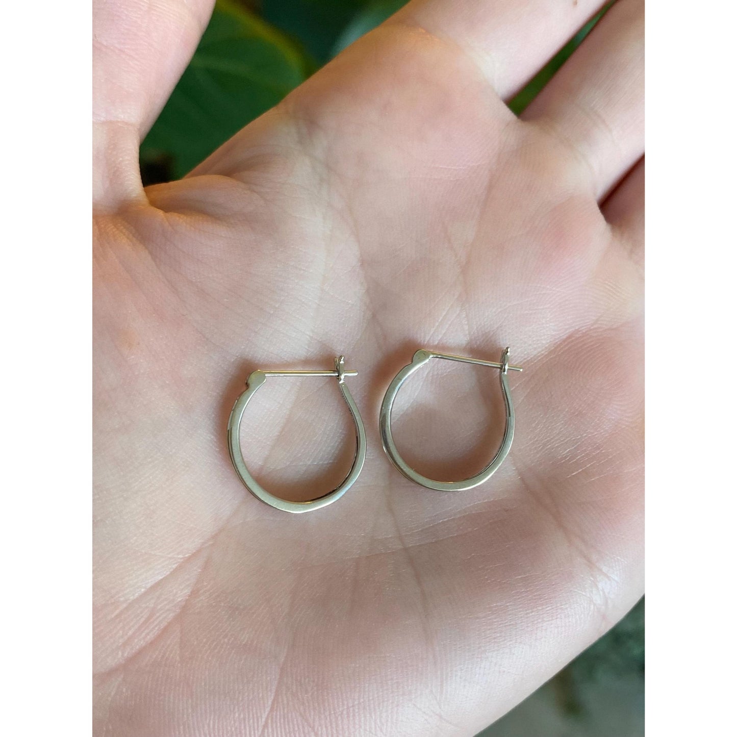 Vintage Solid 10k White Gold Clear Sapphire Hoop Earrings