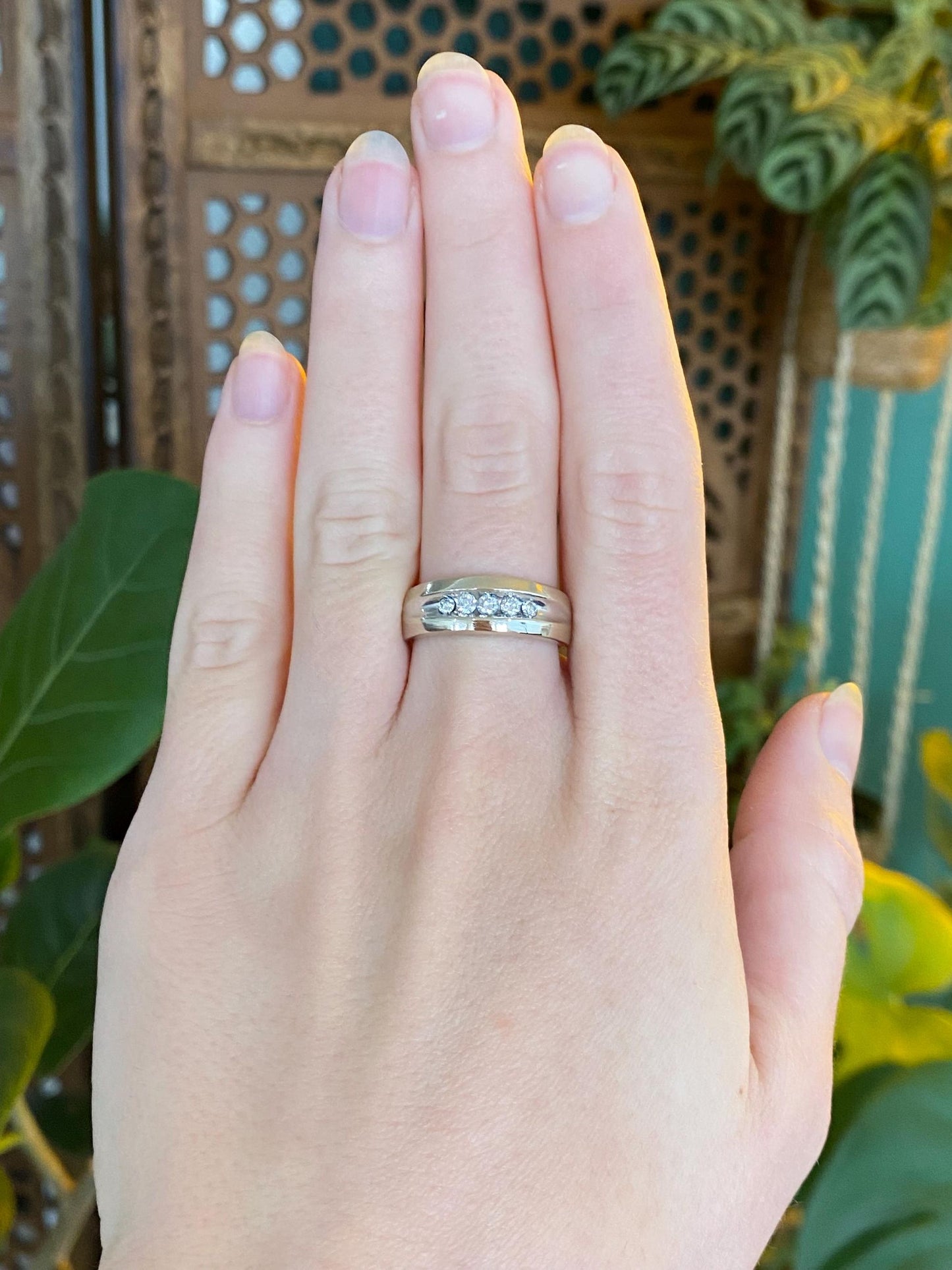 Vintage 14k White Gold Diamond Ring Band - Size 6.25