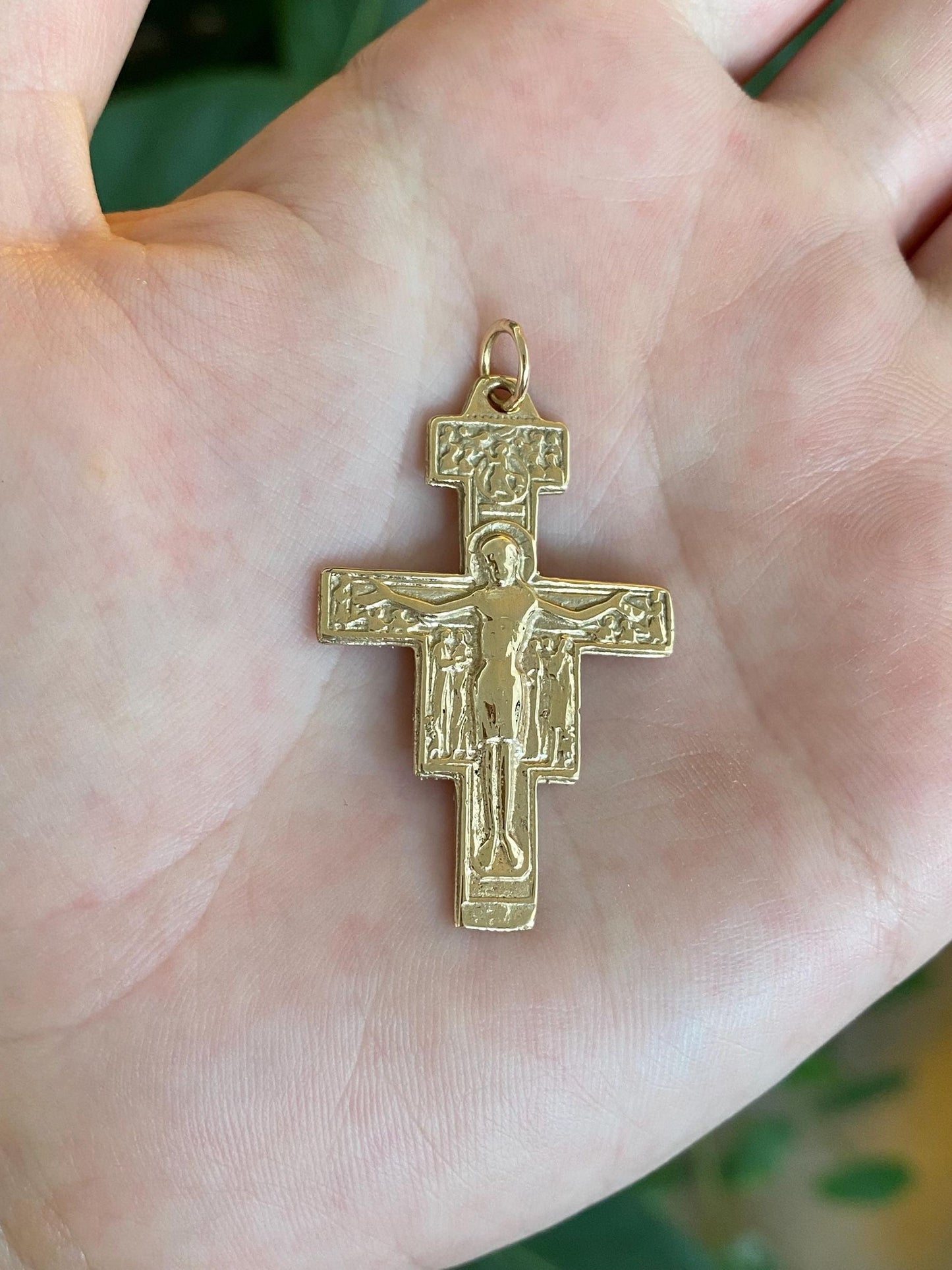 Vintage Solid 12k Yellow Gold Crucifix Cross Charm