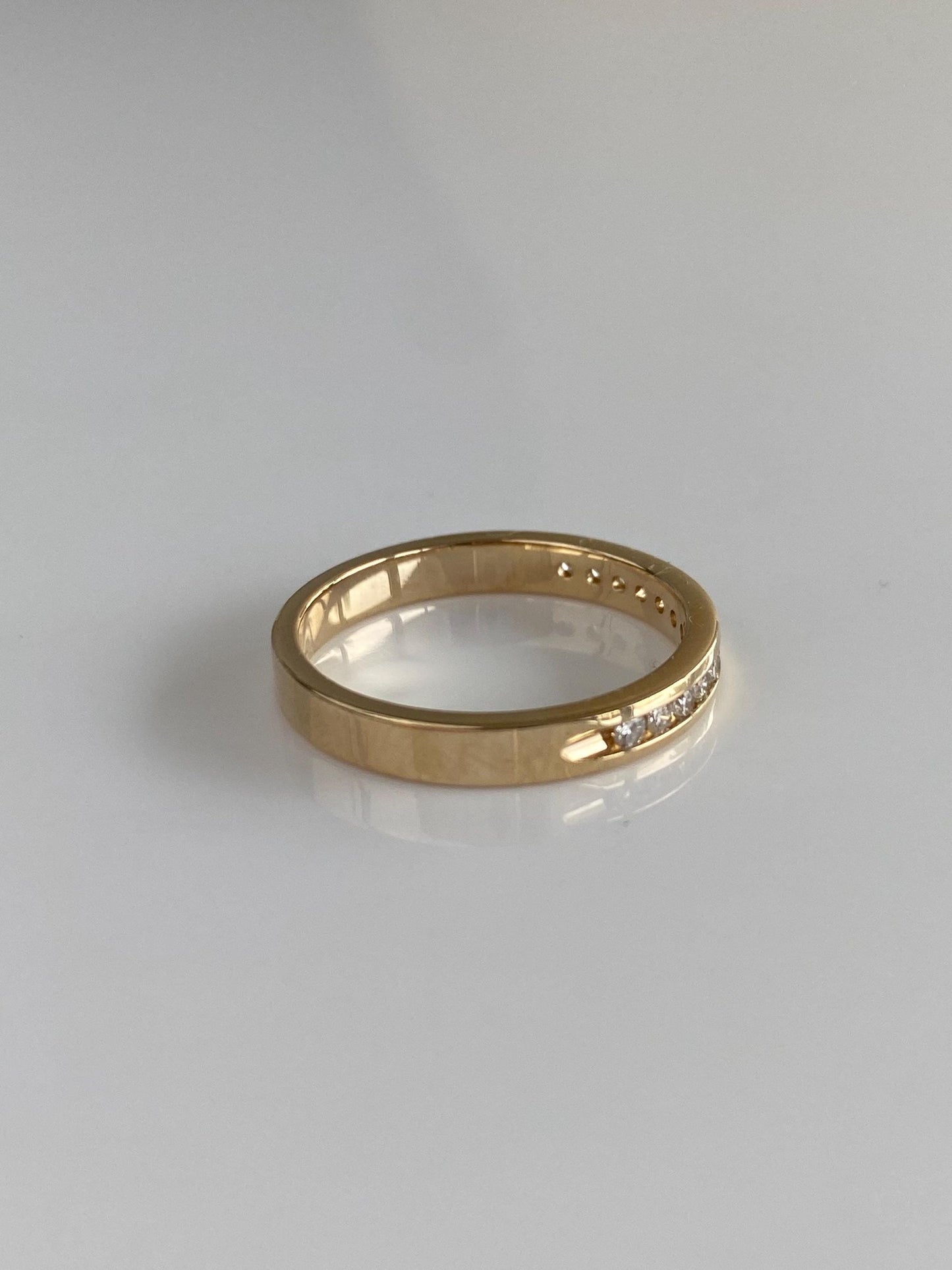 Vintage Solid 14k Yellow Gold Diamond Ring Band - Size 6.75