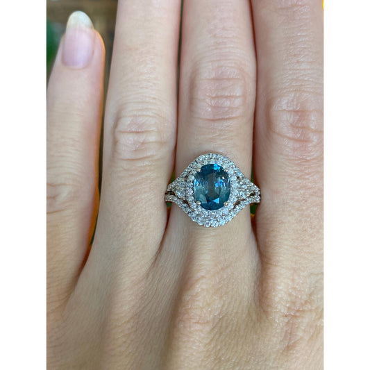 Vintage Solid 10k White Gold Clear Cubic Zirconia Light Blue Spinel Ring - Size 7.75