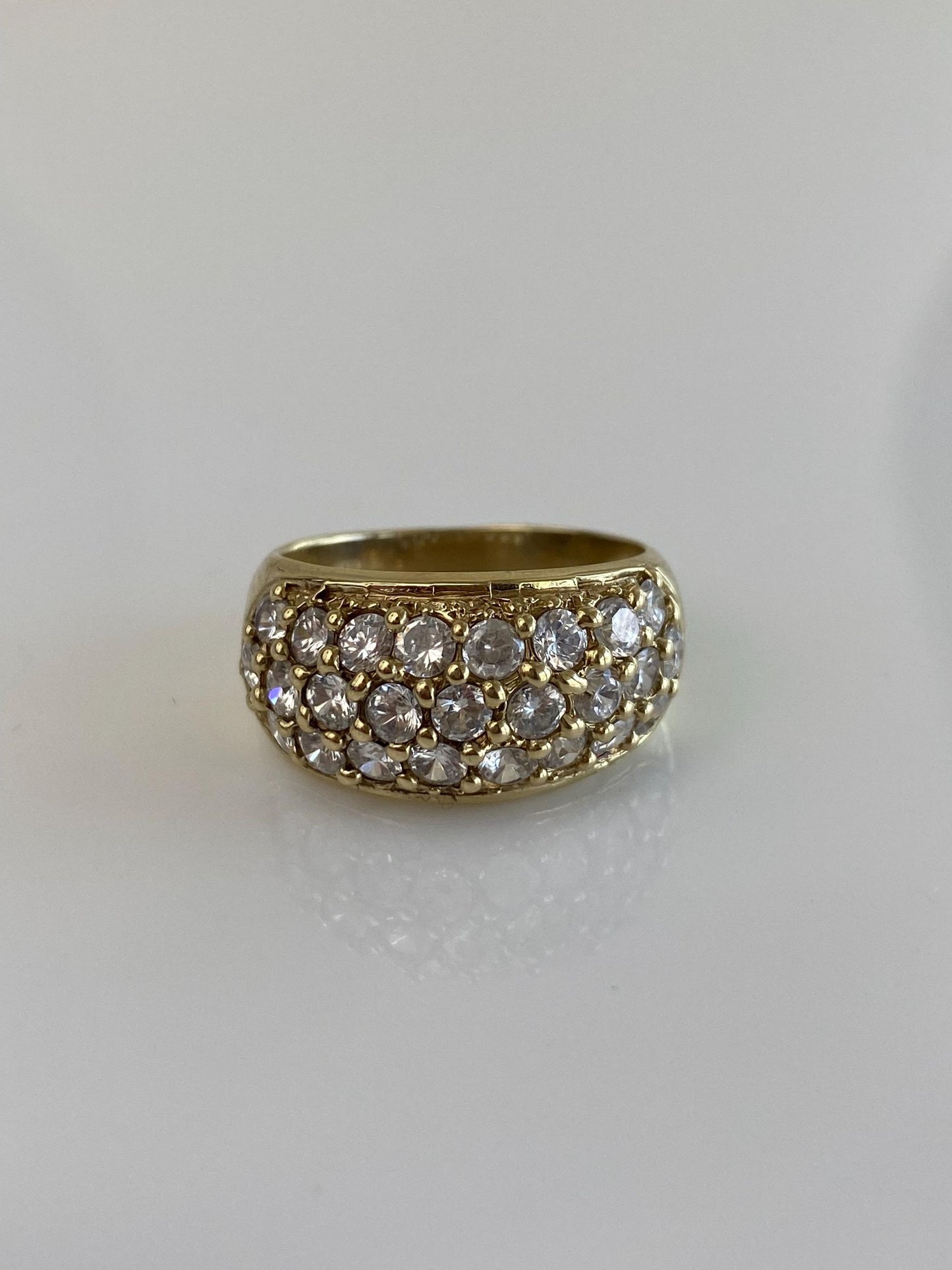Vintage Solid 9k Yellow Gold Cubic Zirconia Ring Band - Size 7.25