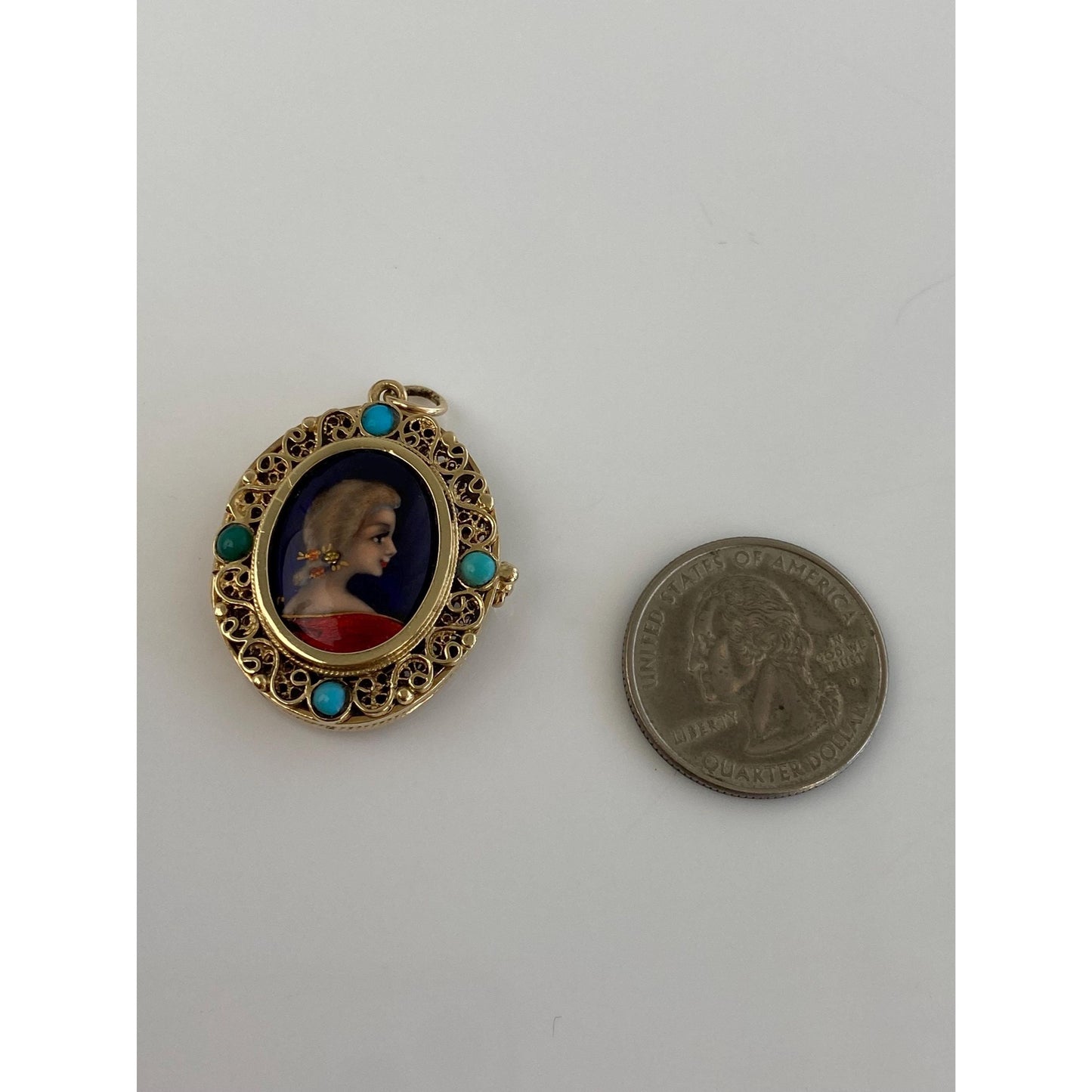 Vintage Solid 18k Yellow Gold Enamel Cameo Turquoise Locket Charm