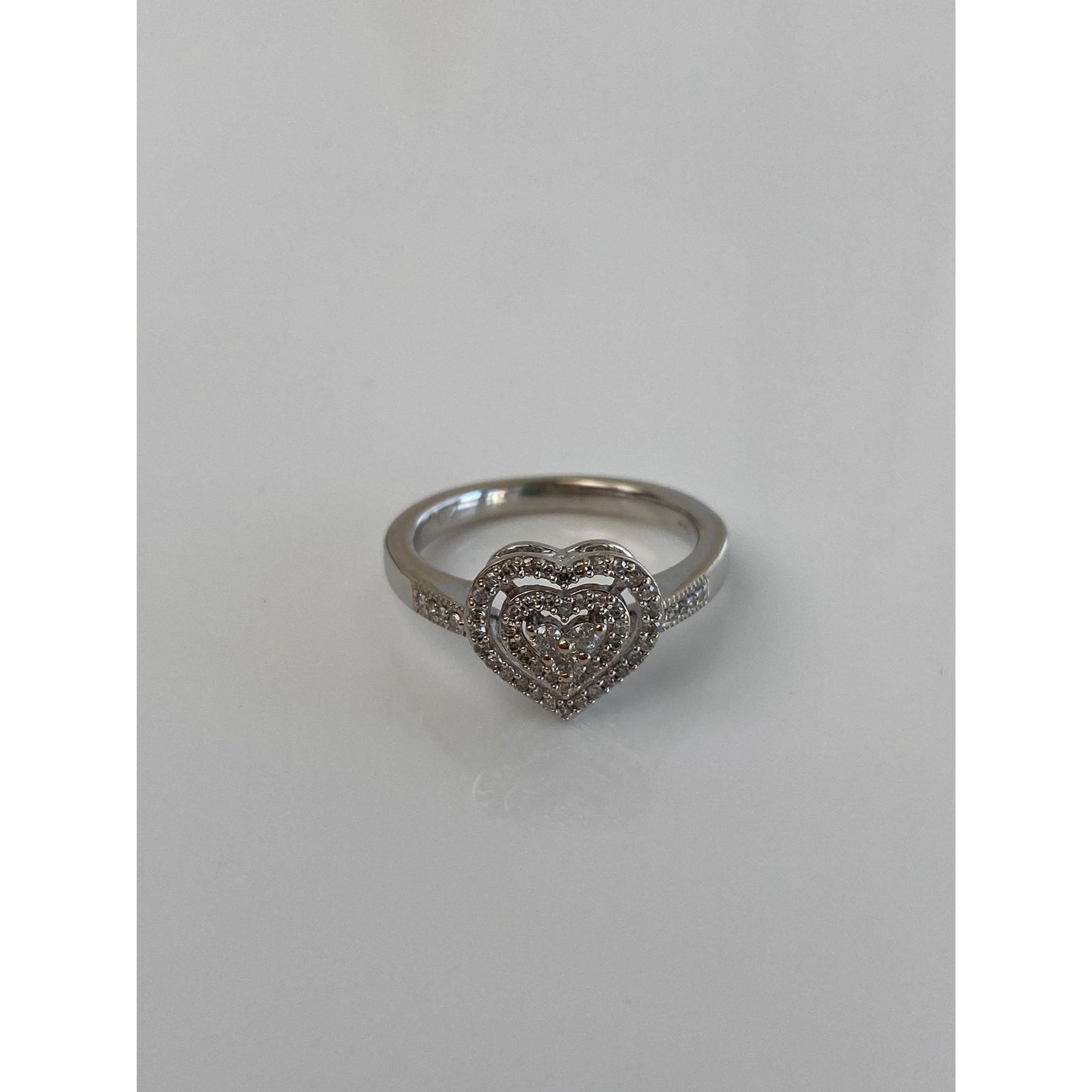 Vintage Solid 10k White Gold Diamond Heart Ring - Size 6.75