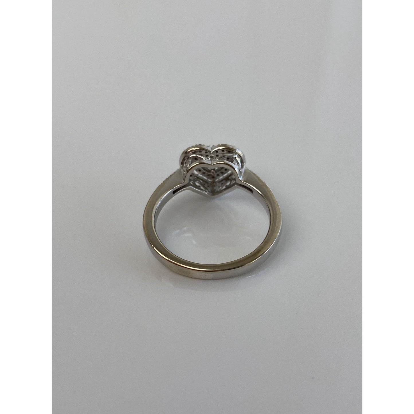 Vintage Solid 10k White Gold Diamond Heart Ring - Size 6.75