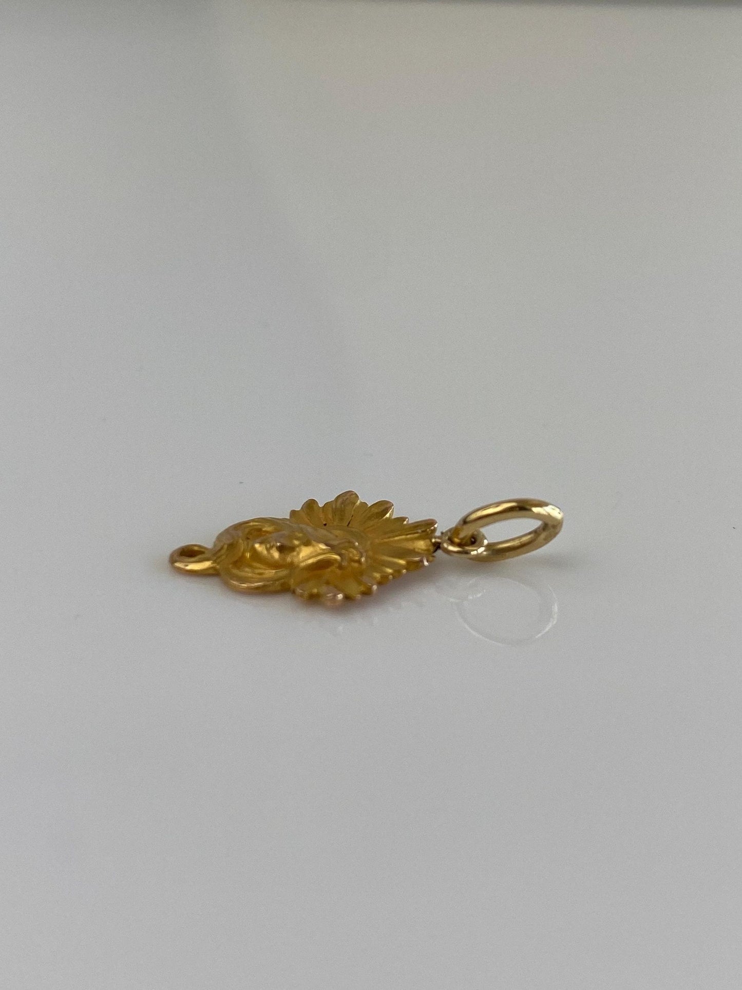 Vintage Solid 18k Yellow Gold Art Nouveau Lady Sunflower Charm
